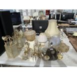 VARIOUS TABLE AND CEILING LAMPS