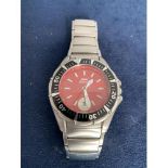 GENTS SLAZENGER STAINLESS STEEL WRIST WATCH WITH RED DIAL