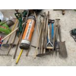 A LARGE QUANTITY OF TOOLS TO INCLUDE DRAINING SHOVEL, FORK, HOES, SHEARS, RAKE, ROOFING FELT ETC