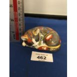 A ROYAL CROWN DERBY CATNIP KITTEN SLEEPING RECUMBENT WITH A GOLD STOPPER (3CM)