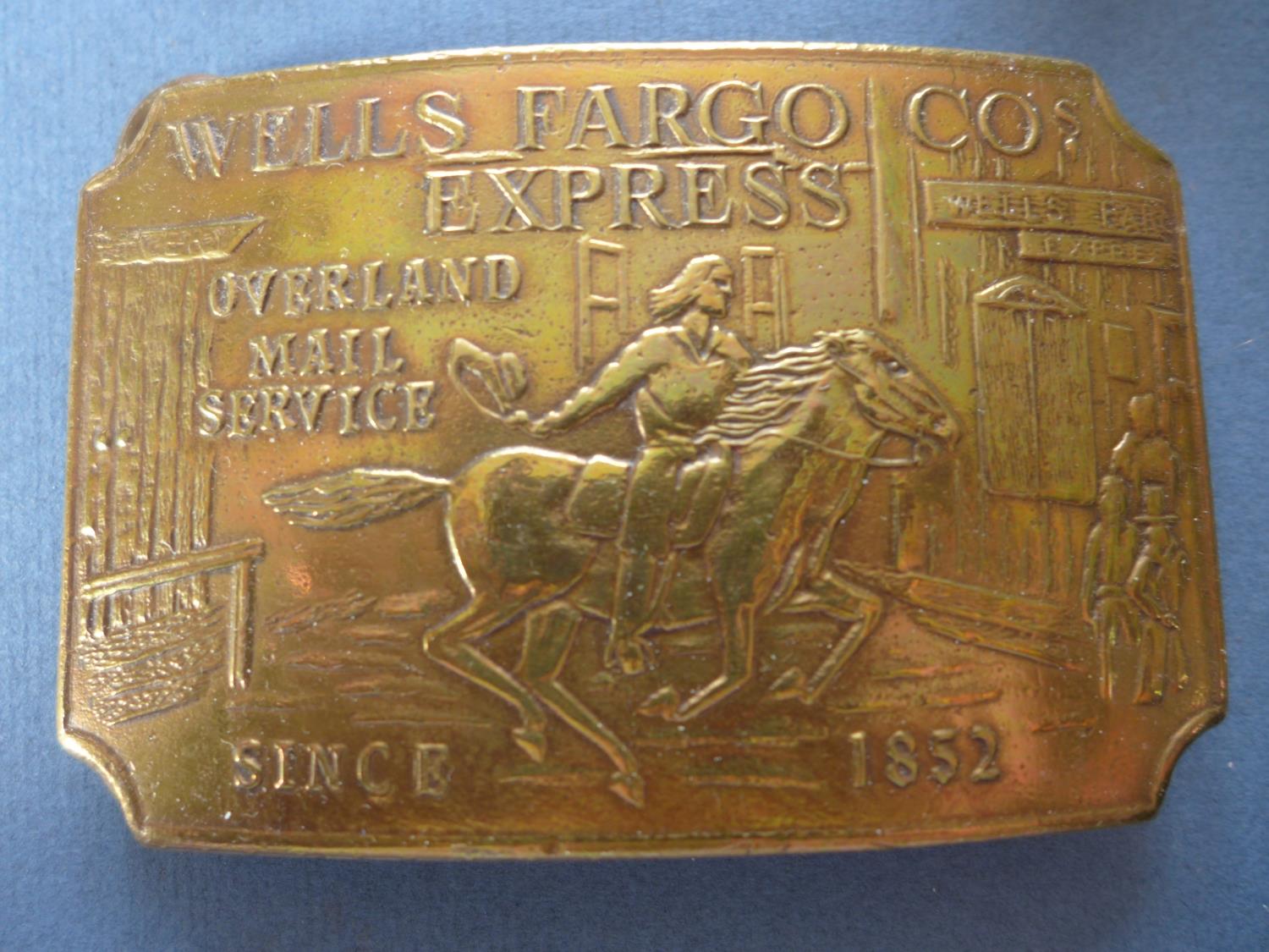 A WELLS FARGO BELT BUCKLE, MARKED TIFFANY, NEW YORK AND A LEVI'S BELT BUCKLE - Image 4 of 4