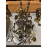 A LARGE COLLECTION OF EPNS, PLATE AND PEWTER TO INCLUDE TANKARDS, FLATWARE, CANDLE STICKS, COFFEE