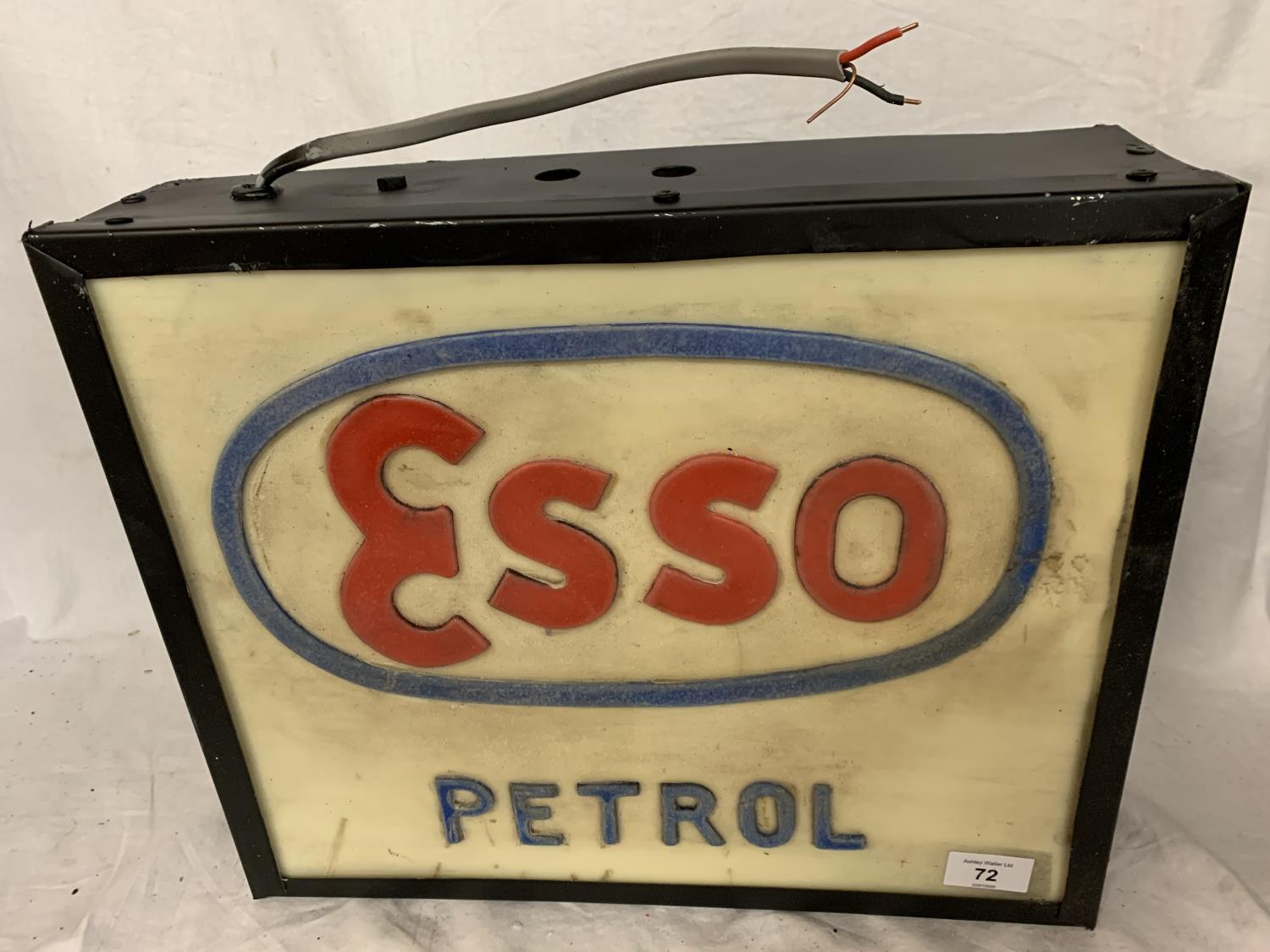 AN 'ESSO' ILLUMINATED LIGHT BOX SIGN