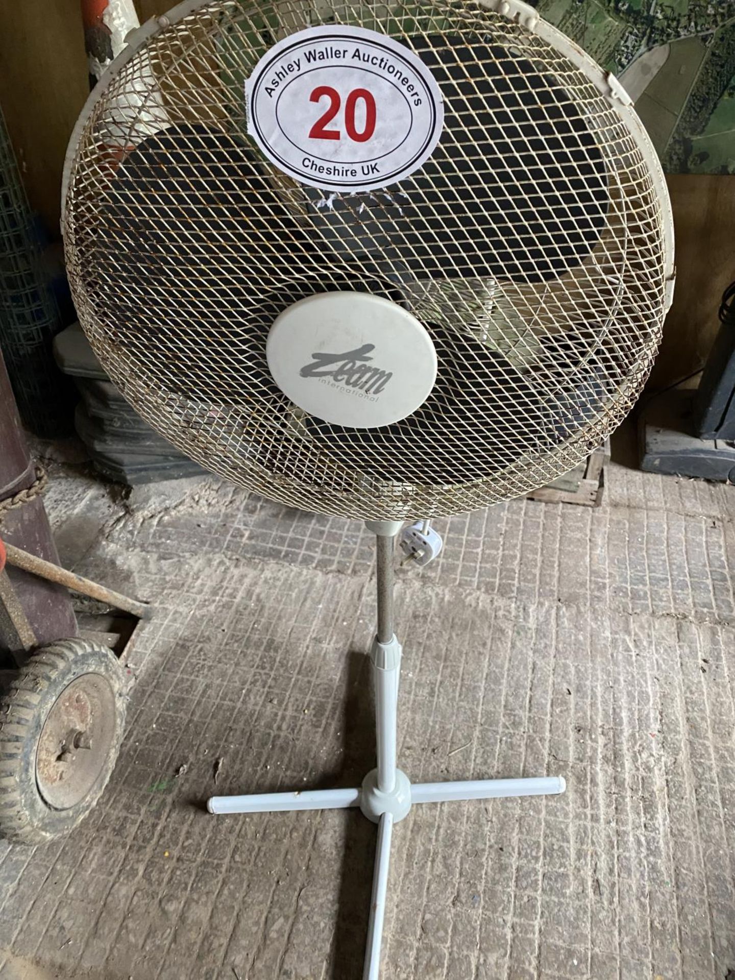 3 FANS BELIEVED WORKING