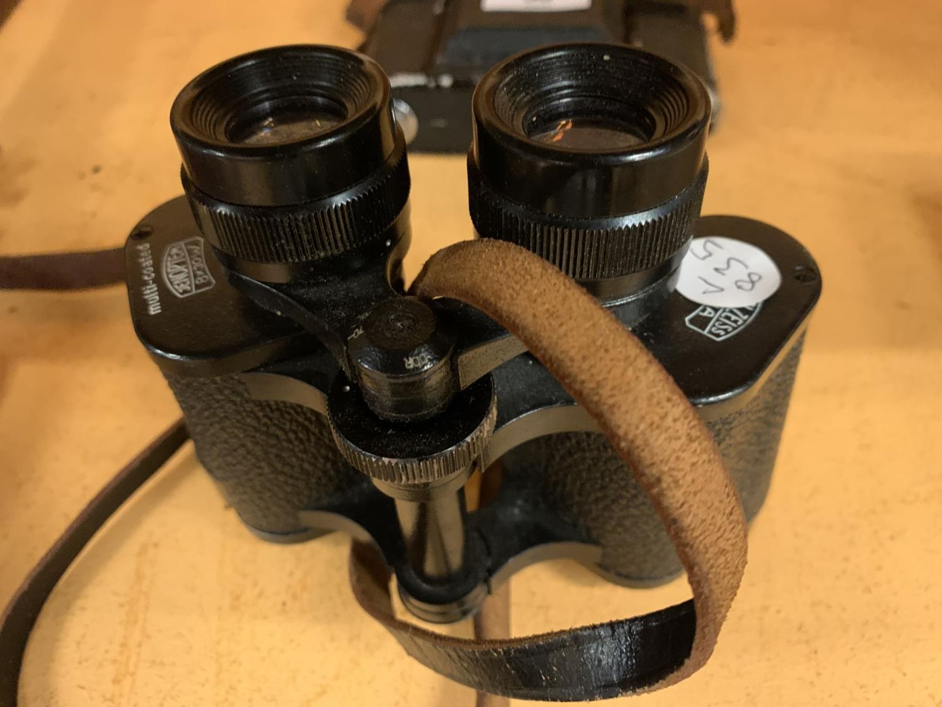 A PAIR OF CARL ZEISS FIELD BINOCULARS - Image 3 of 4