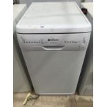 A HOTPOINT AQUARIUS SLIMLINE DISHWASHER, CLEAN WORKING ORDER