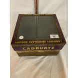 AN ORIGINAL VINTAGE 'CADBURYS CHOCOLATE BISCUITS