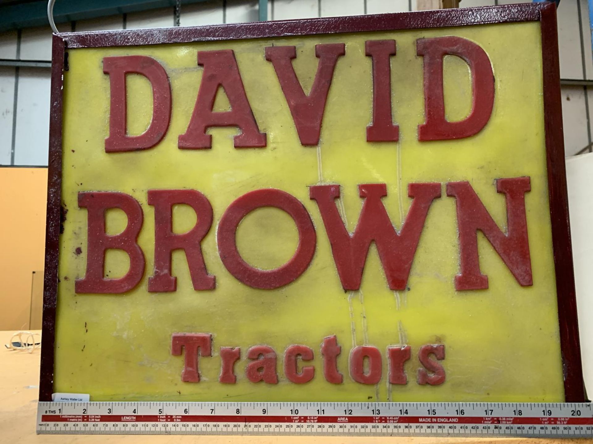 A LARGE DAVID BROWN ILLUMINATED LIGHT BOX SIGN - Image 2 of 4