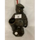 A NOVELTY BRONZE GOLF MAN DESK PEN HOLDER FIGURE MODEL 19CM HEIGHT