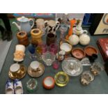 A LARGE COLLECTION OF CERAMICS AND GLASSWARE