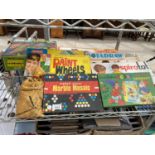 VARIOUS VINTAGE BOARD GAMES