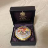 A ROYAL WORCESTER MUSICAL HAPPY ANNIVERSARY TRINKET BOX, BOXED