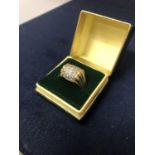 A LADIES DIAMOND CLUSTER DRESS RING, TESTED 18CT YELLOW GOLD, (UNMARKED BAND), WEIGHT 6 GRAMS, UK