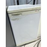 A BOSCH FREEZER, NEEDS A CLEAN