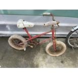 A VINTAGE CHILD'S BICYCLE