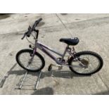 AN EMMELLE OASIS CHILD'S MOUNTAIN BIKE