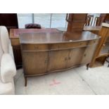 A MAHOGANY SIDEBOARD WITH FOUR DOORS AND THREE DRAWERS