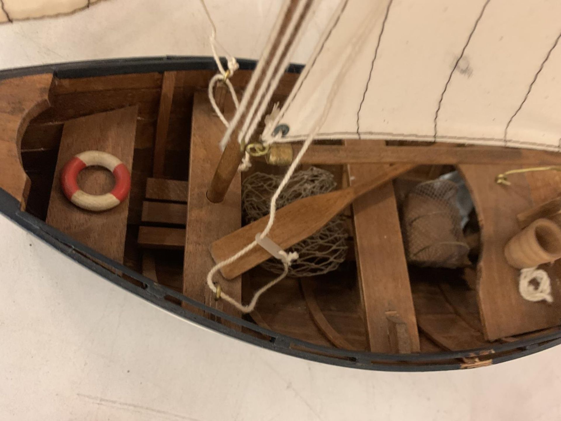 A MODEL OF A SAILING BOAT - Image 2 of 2