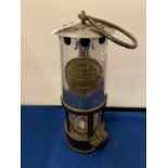 A 'PROJECTOR LAMP AND LIGHTING TYPE 6 MINISTRY OF POWER SAFETY LAMPS ECCLES'