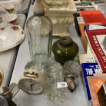 VARIOUS GLASS ITEMS TO INCLUDE A VINTAGE SODA SIPHON AND TWO VINTAGE CLOCKS