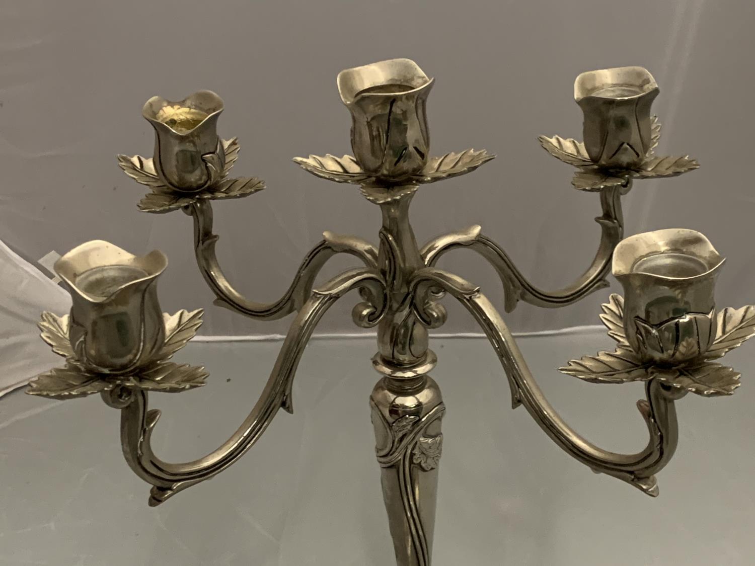 AN ORNATE SILVER PLATE CANDELABRA AND TWO CANDLESTICKS - Image 2 of 4