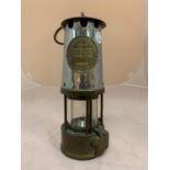 A 'PROJECTOR LAMP AND LIGHTING TYPE 6 MINISTRY OF POWER SAFETY LAMPS ECCLES'