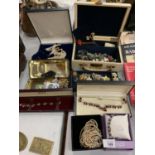 A COLLECTION OF JEWELLERY BOXES AND COSTUME JEWELLERY