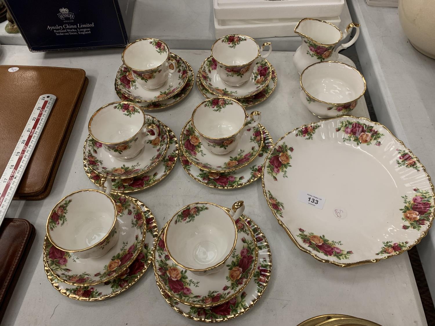 A COLLECTION OF ROYAL ALBERT OLD COUNTRY ROSE, TO INCLUDE SIX TRIOS, MILK JUG, SUGAR BOWL AND CAKE