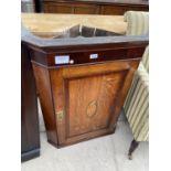 A GEORGE III CROSSBANDED OAK FLAT FRONT CORNER CUPBOARD WITH SINGLE DOOR HAVING SHELL INLAY