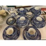 A LARGE COLLECTION OF BLUE AND WHITE WARE TO INCLUDE PLATES, CUPS, SAUCERS, JUG, TEAPOT ETC