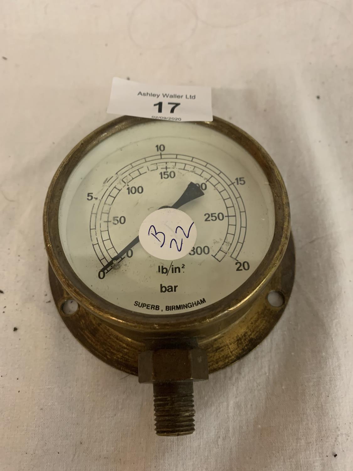 A BRASS PRESSURE GUAGE