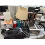 A MIXED QUANTITY OF ELECTRICALS TO INCLUDE TOASTERS, VIDEO CAMERA, GRILL ETCLIGHTS, TABLE LAMPS,