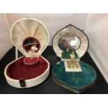 TWO VINTAGE MUSICAL JEWELLERY BOXES