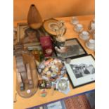 A COLLECTION OF ITEMS TO INCLUDE TREEN BOOKENDS, VASE, PLATES, COTTONS, PICTURES ETC