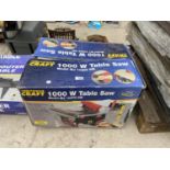 A POWERCRAFT 1000 W TABLE SAW IN BOX (LITTLE, IF ANY USAGE)