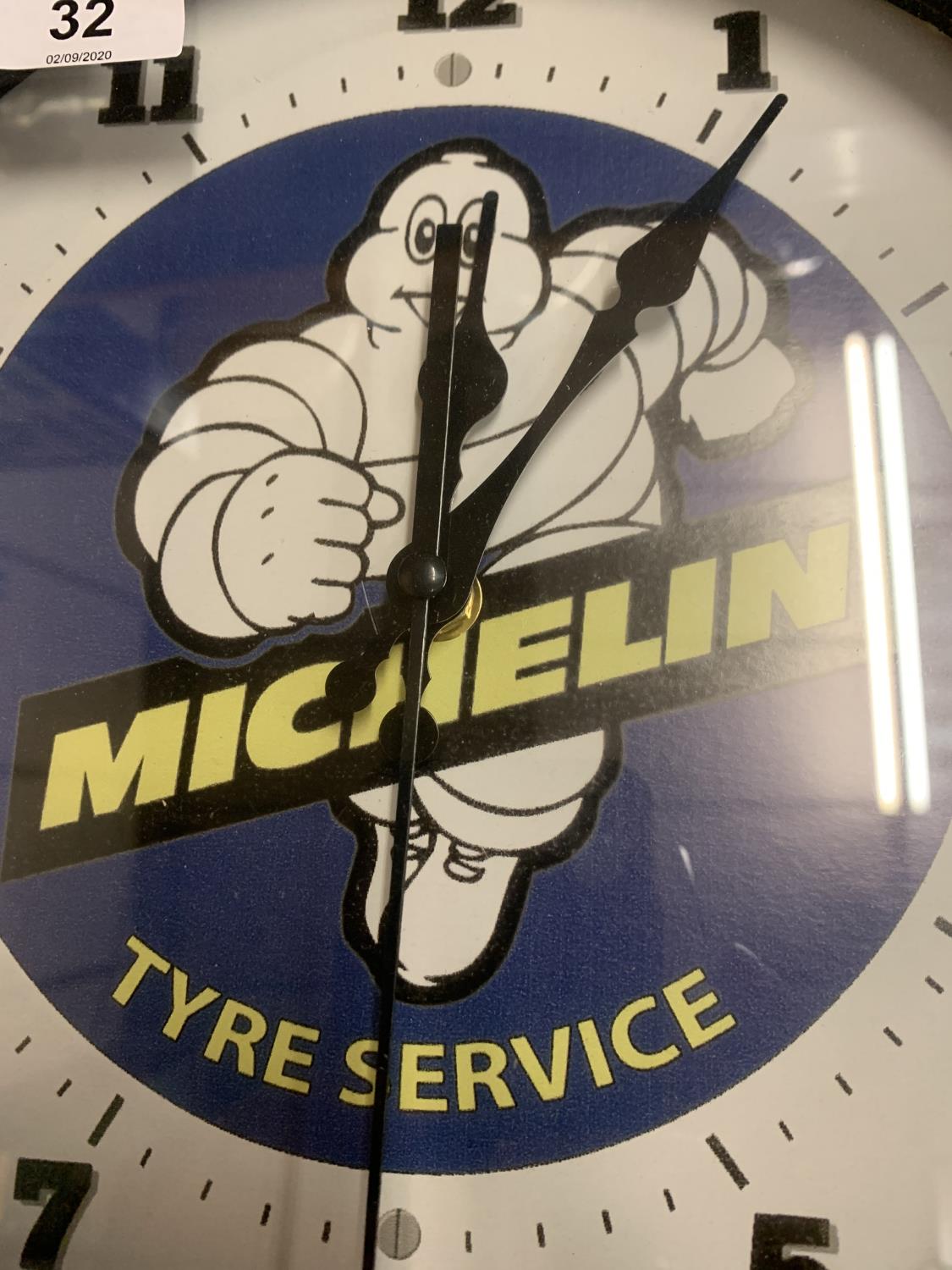 A MICHELIN ADVERTISING WALL CLOCK - Image 2 of 3