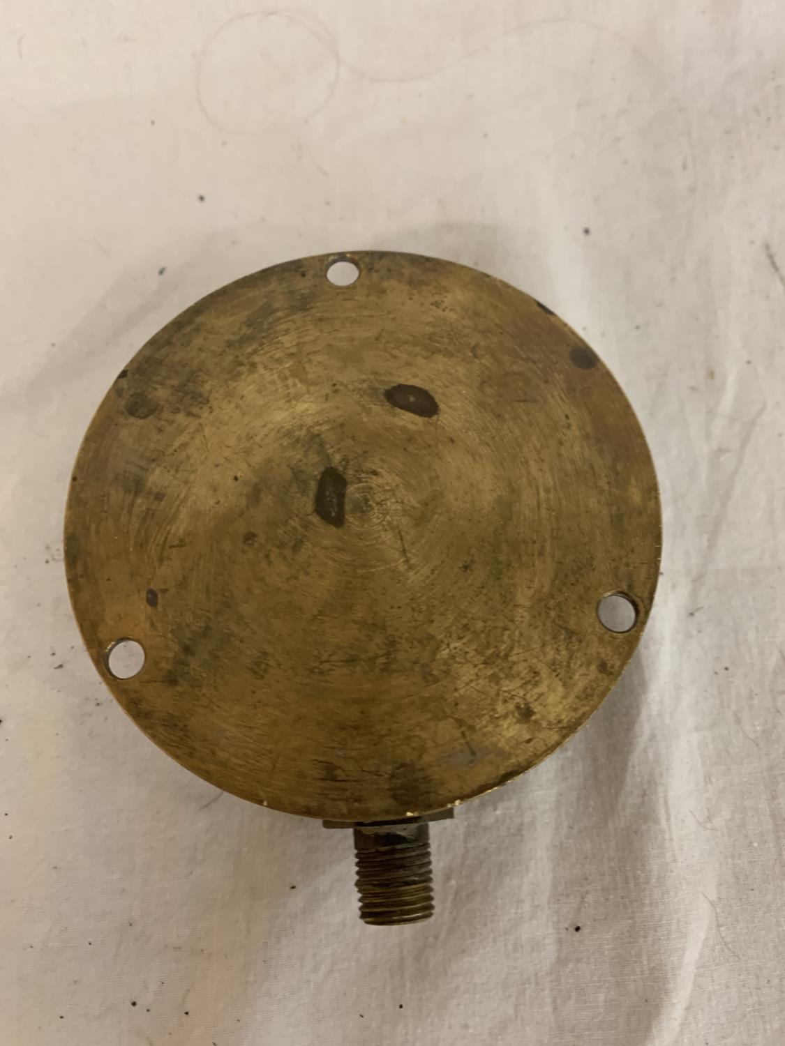 A BRASS PRESSURE GUAGE - Image 2 of 2