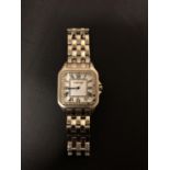 A LADIES FASHION WRISTWATCH