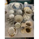 VARIOUS CERAMICS AND GLASSWARE