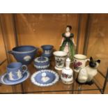 A MIXED QUANTITY OF CERAMICS TO INCLUDE A ROYAL DOULTON AMY FIGURINE, WEDGEWOOD CHINA, COALPORT