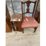 A SMALL OAK OCCASIONAL TABLE AND EDWARDIAN PARLOUR CHAIR