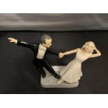 A MANOR FRED ASTAIRE AND GINGER ROGERS FIGURINE