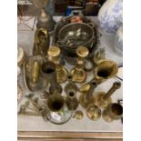 A LARGE QUANTITY OF BRASSWARE, SILVER PLATE AND WHITE METAL ITEMS TO INCLUDE A BRASS PIG,