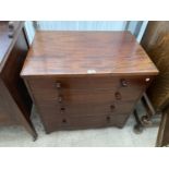 A 19TH CENTURY MAHOGANY CHEST COMMODE WITH FOUR SHAM DRAWERS AND ORIGINAL PEWTER CHAMBER POT