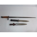 A GERMAN KNIFE AND SCABBARD, 15.5cm BLADE STAMPED GUTTLIEB SOLINGEN AND A BAYONET WITH 44cm BLADE