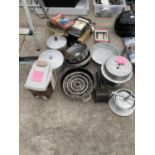 VARIOUS VINTAGE HOUSEHOLD ITEMS - PRESSURE COOKER, JUICE EXTRACTOR ETC