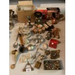 A LARGE COLLECTION OF WOODEN AND METAL ITEMS TO INCLUDE GLASS MARBLES, MINIATURE SHOES, BOX OF