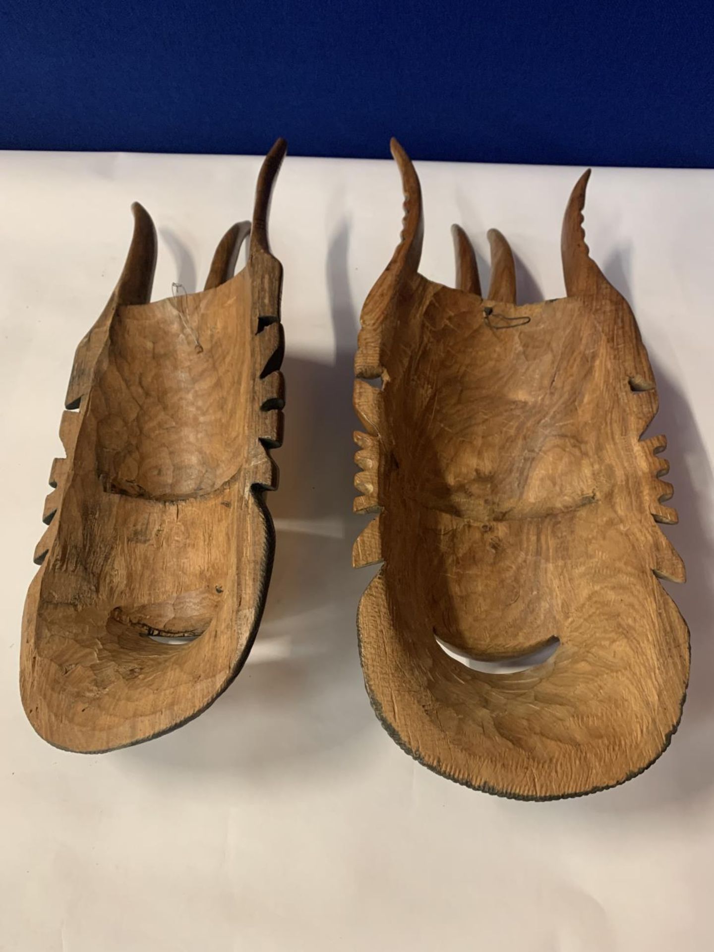 A PAIR OF HEAVILY CARVED INLAID TRIBAL MASKS - Image 10 of 15