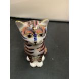 A ROYAL CROWN DERBY CAT WITH STOPPER