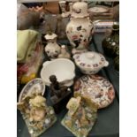 AN ASSORTMENT OF CERAMICS TO INCLUDE TWO TABLE LAMPS AND A ROYAL CROWN DERBY PLATE